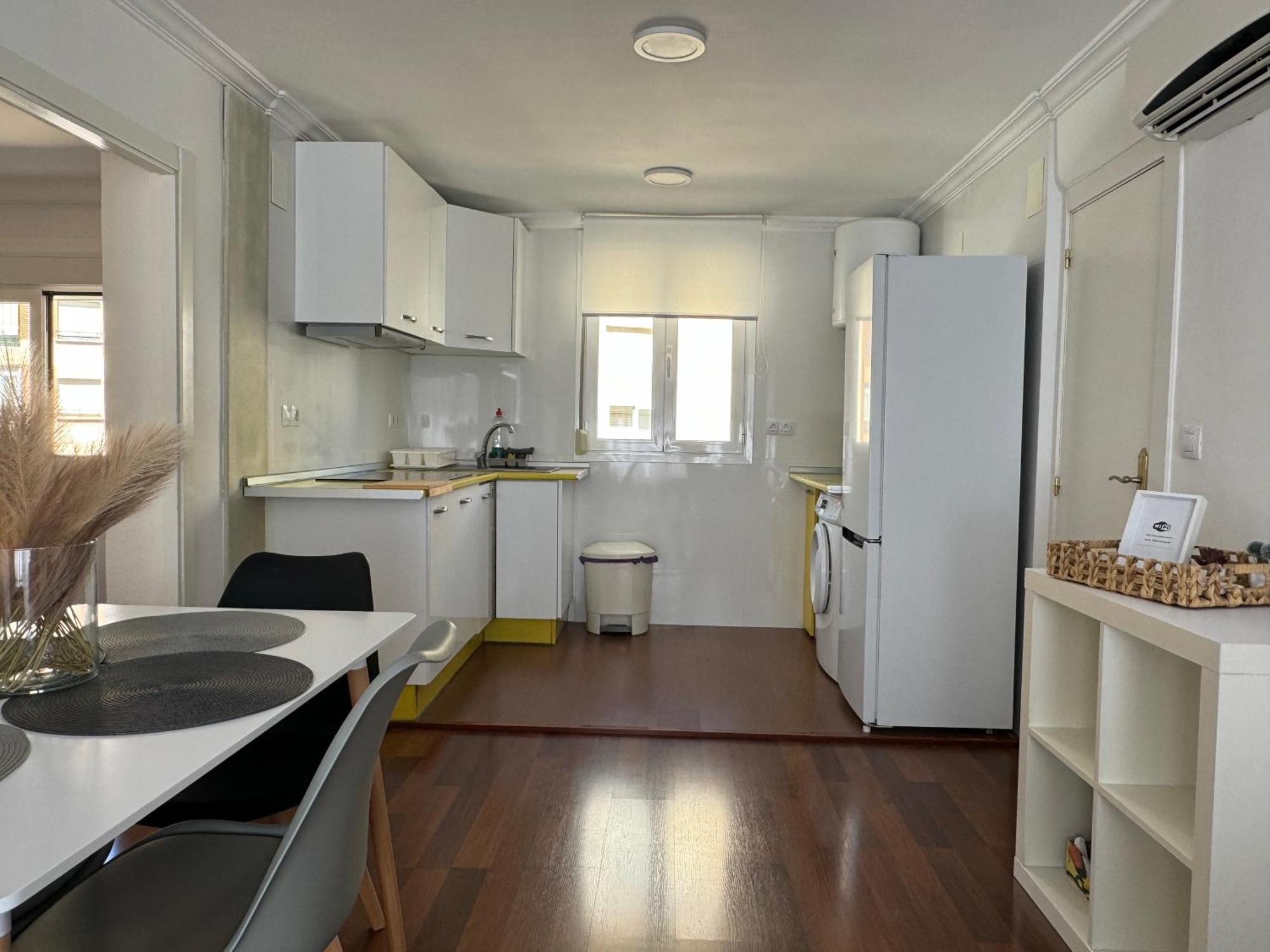 Apartamento Alarcon En Zona Av Espana - Hospital Альбасете Экстерьер фото